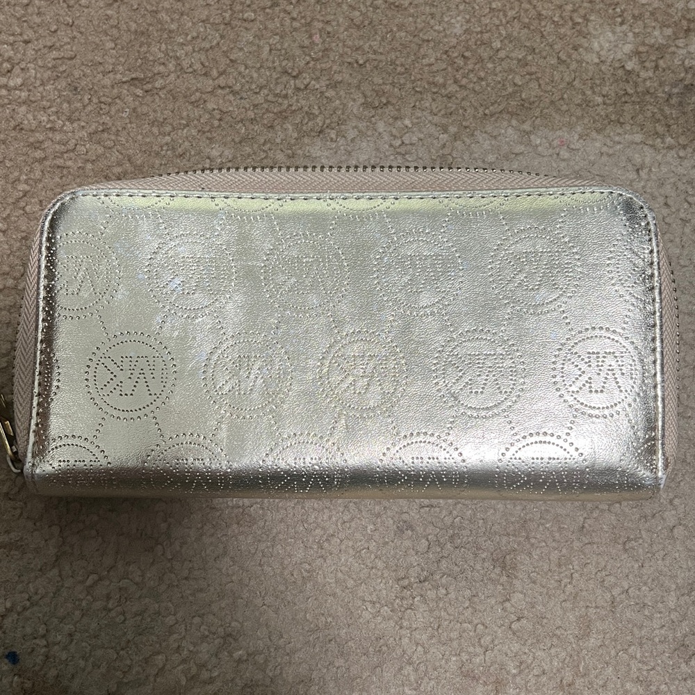 Michael Kors Metallic Gold-Silver Zip Wallet - Picture 2 of 3